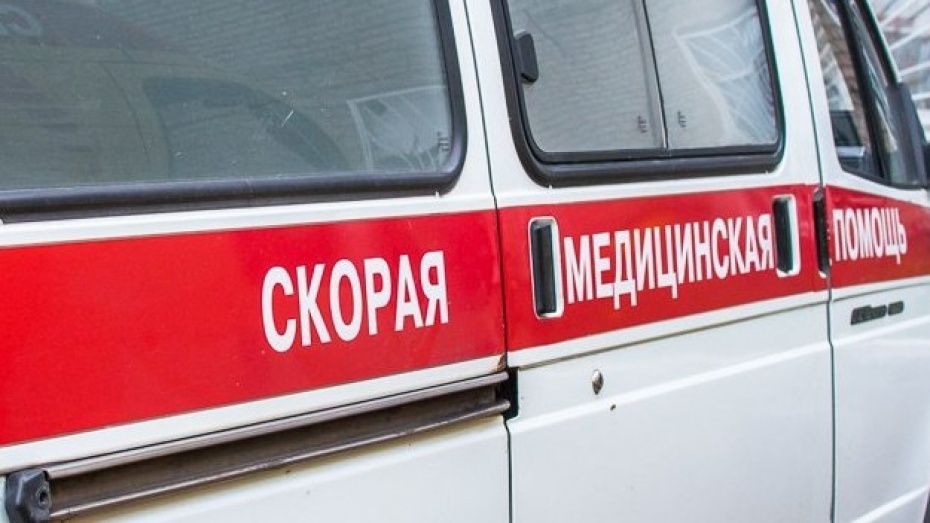 В Воронежской области водитель легковушки скончался в больнице после ДТП