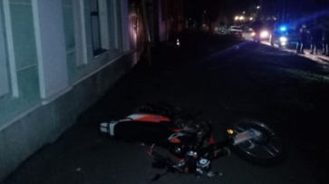 В воронежском райцентре 17-летний подросток разбился на мотоцикле