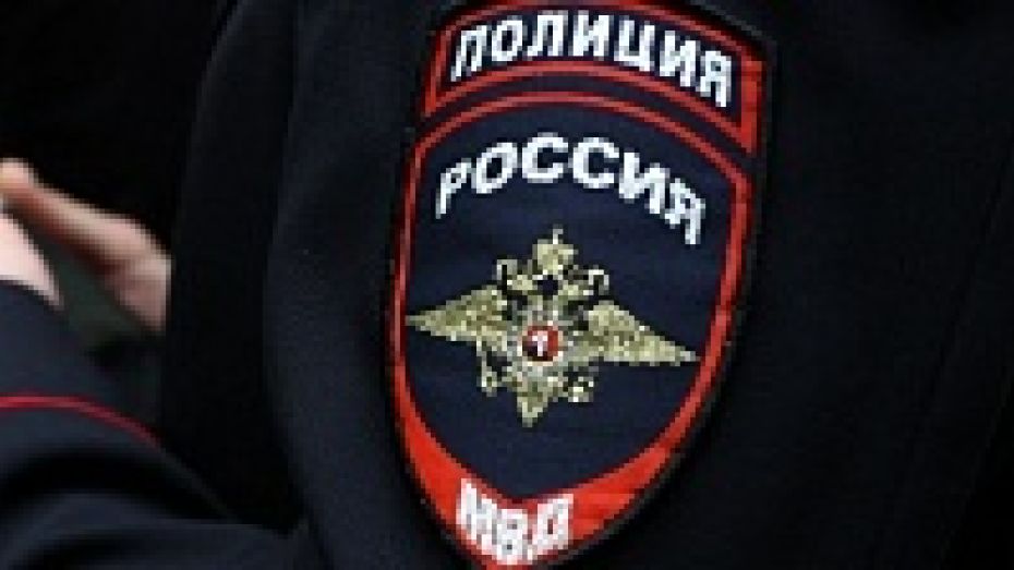 Житель Воронежской области порезал двоих полицейских 
