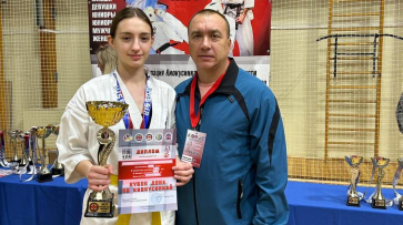 Поворинская каратистка взяла Кубок Дона