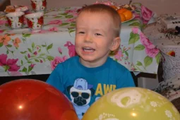 В Лисках родители 4-летнего мальчика с редким заболеванием крови вновь попросили помощи